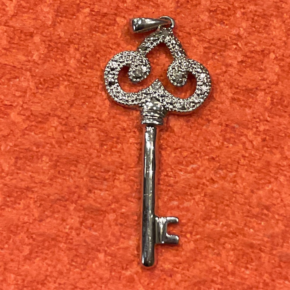 Key Pendant with diamond chips